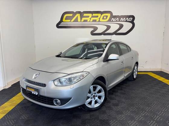 RENAULT FLUENCE 2.0 PRIVILÉGE 16V FLEX 4P AUTOMÁTICO RENAULT FLUENCE 2.0 PRIVILÉGE 16V FLEX 4P AUTOMÁTICO